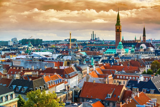 2-Hour Private City Walking Tour with a Canal Tour ticket - The canal ride adds the broadest views
