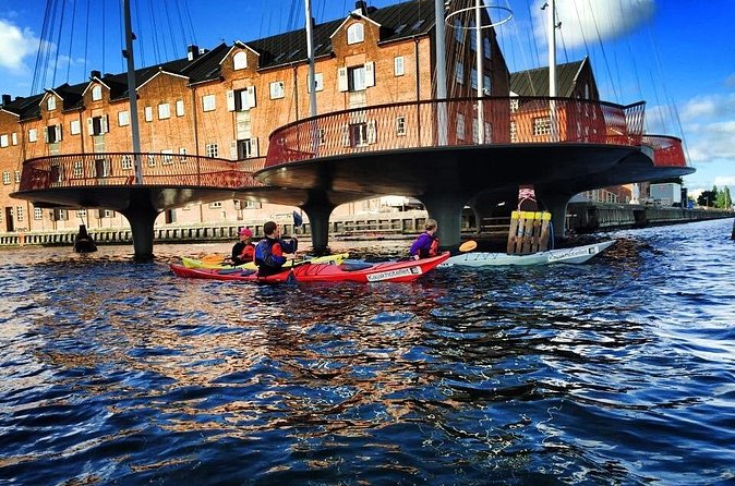2 Hours Guided Kayak Tour in Copenhagen Harbor - Through the canals toward Thorvaldsens Museum