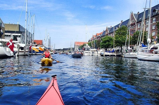 2 Hours Guided Kayak Tour in Copenhagen Harbor - Palace views and one of Copenhagen’s oldest buildings