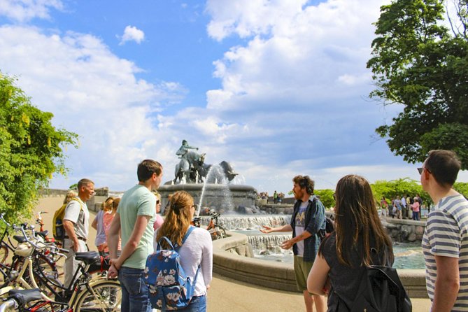 3-hour Copenhagen City Highlights Bike Tour - Christiansborg, the city center, and Danish public life