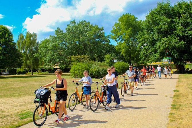 3-hour Copenhagen City Highlights Bike Tour - What the three-hour timing really means