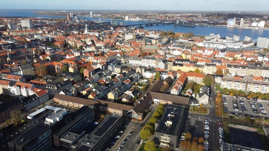 Aalborg: Express Walk with a Local in 60 minutes - Key points to know before booking