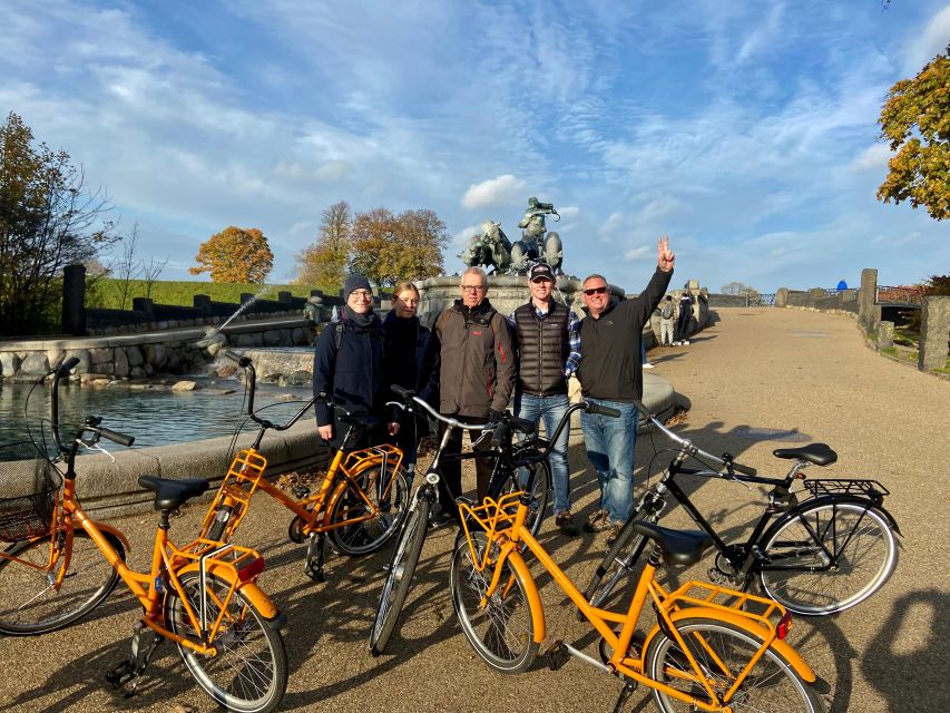 Best of Copenhagen Biking Tour-3 Hours, Small Group max 10 - Amalienborg Palace and Copenhagen’s royal center