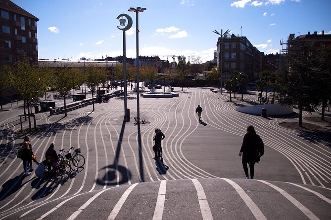Best of Copenhagen Biking Tour-3 Hours, Small Group max 10 people - Christiansborg and the working city