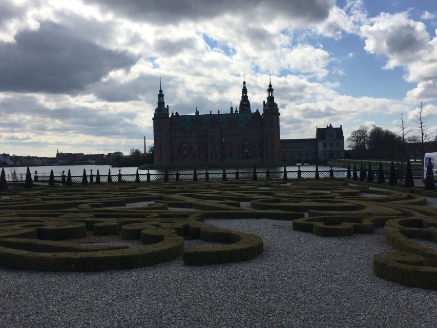 Castles: Kronborg (Hamlet) & Frederiksborg - Who will enjoy this castle day most