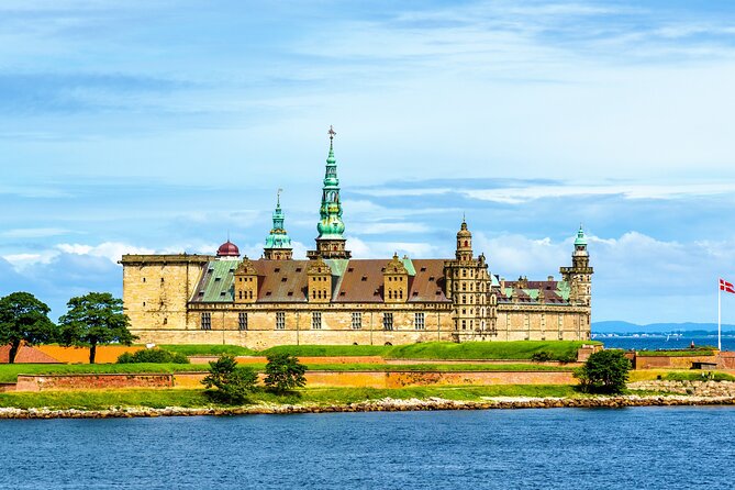 Castles of Kronborg and Frederiksborg from Copenhagen by Car - Kronborg Castle, the sea fortress at the heart of the day