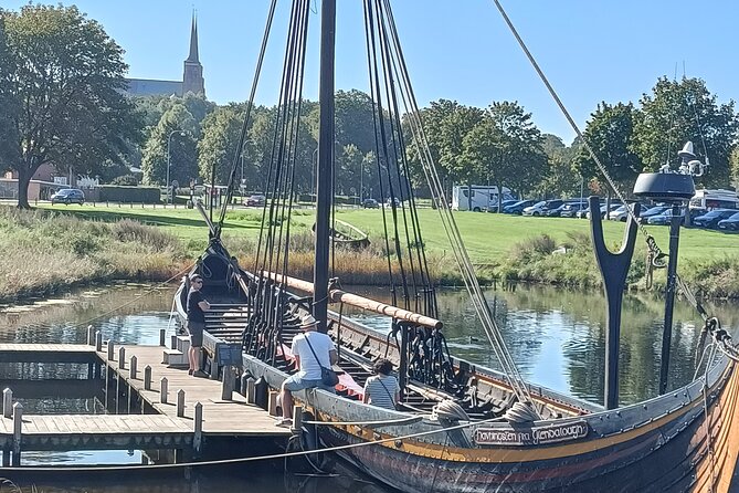 Cathedral ,Viking ships Tour, Palace and Castle (April) - Pickup details you need to read carefully