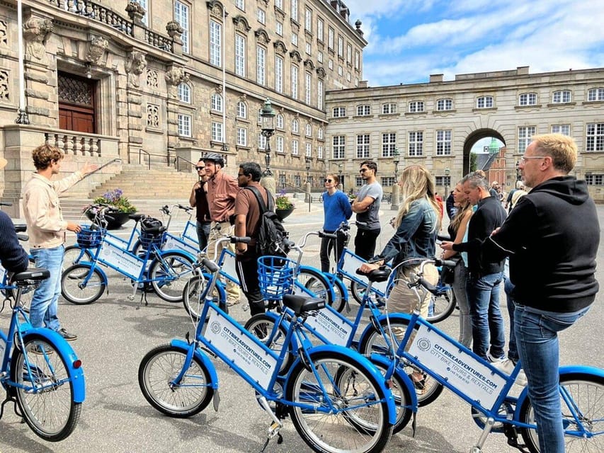 Copenhagen: 1.5-Hour City Highlights Bike Tour - The King’s Garden and Rosenborg Castle