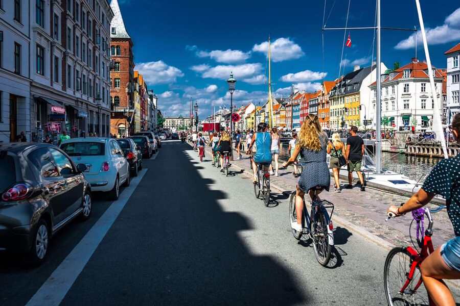 Copenhagen: 3-hour Private Guided Bike Tour - Guide languages and small operational details