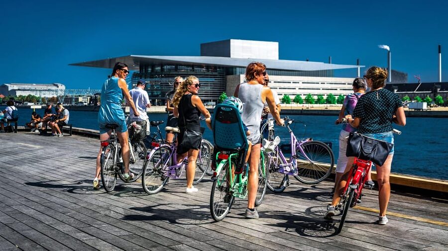Copenhagen: 3-hour Private Guided Bike Tour - Kastellet, Little Mermaid, and Amalienborg