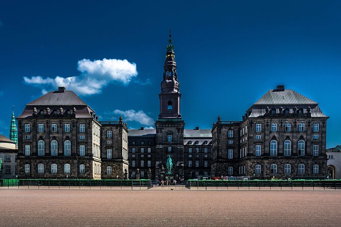 Copenhagen & Christiansborg Palace Private Walking Tour - Should you book the Copenhagen and Christiansborg Palace walk?