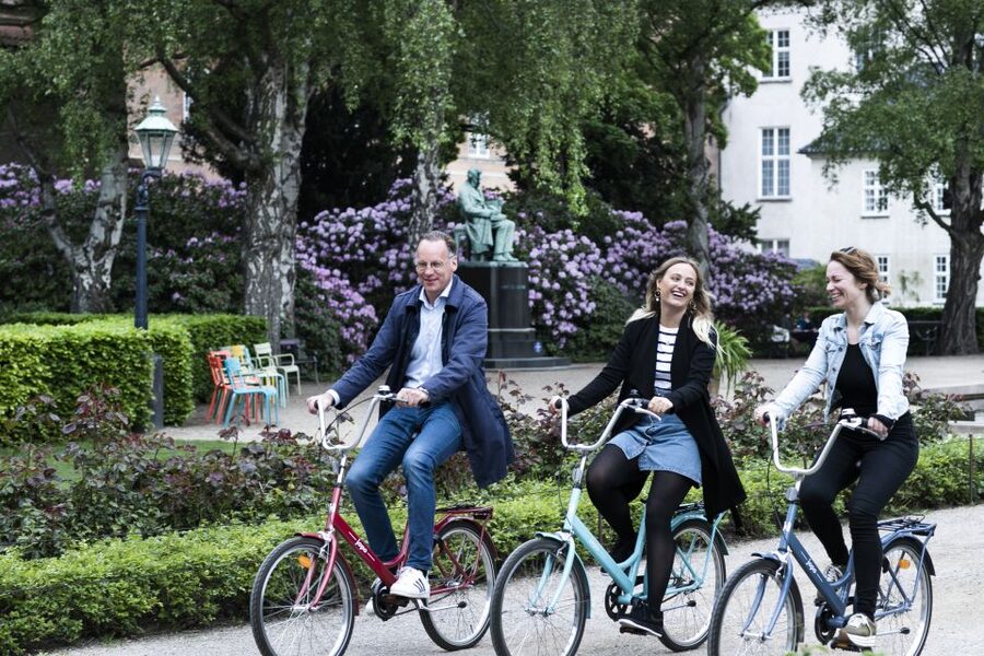 Copenhagen: City Highlights Guided Bike Tour - The Opera House and the waterfront