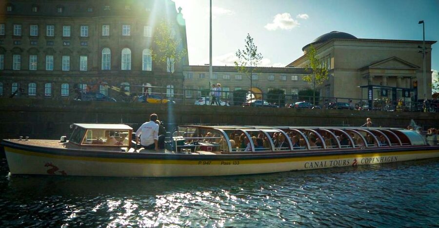 Copenhagen: Classic Canal Tour & The Harbour - Nordhavn and Copenhagen’s newer edge