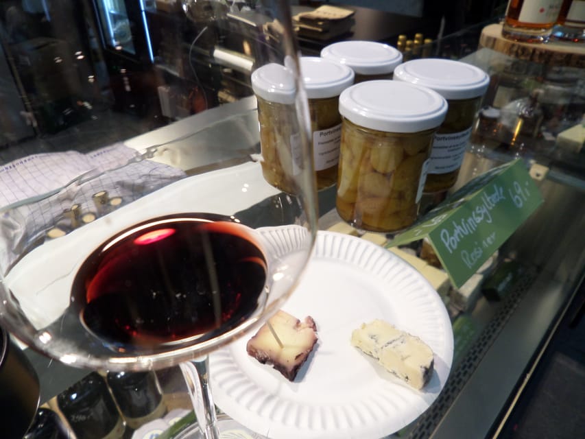 Copenhagen: Evening Gourmet Walk with Food & Drinks Tasting - What you are really paying for at $141
