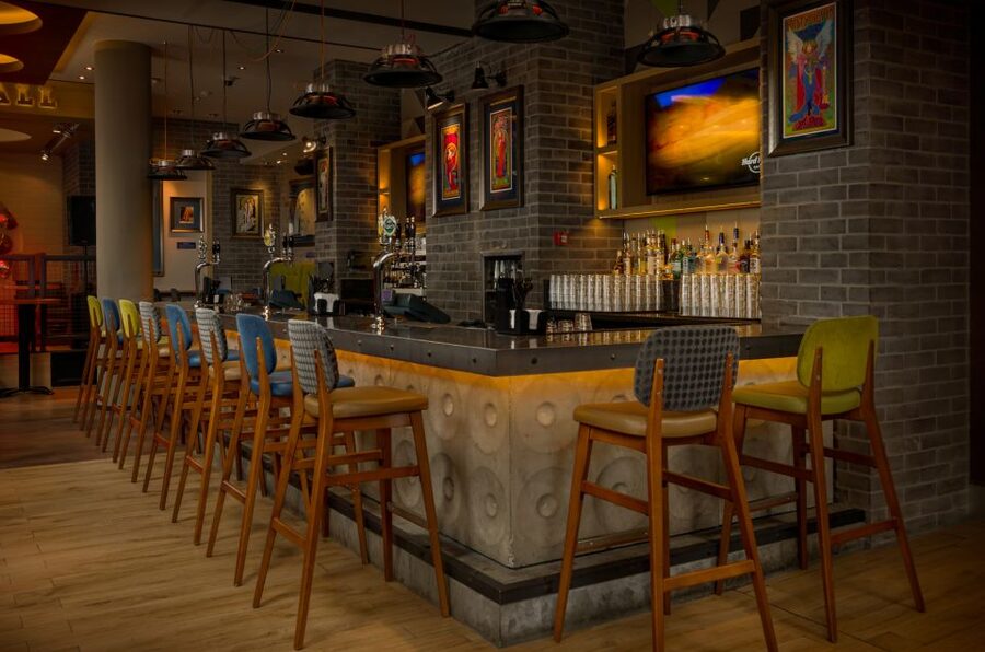 Copenhagen: Hard Rock Cafe with Set Menu for Lunch or Dinner - Who should book this Copenhagen experience?