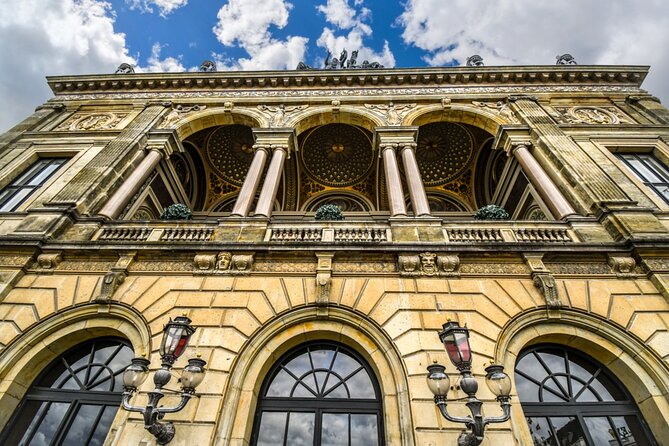 Copenhagen Little Mermaid Exploration Game and Self-Guided Tour - Amalienborg and Denmark’s royal family