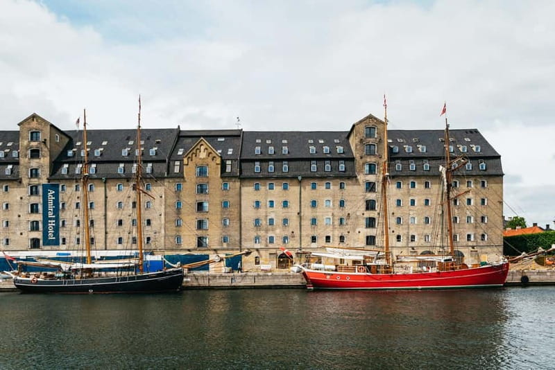 Copenhagen: Old Canals and Hidden Gems Social Boat Tour - Weather, Timing, and Who Should Book