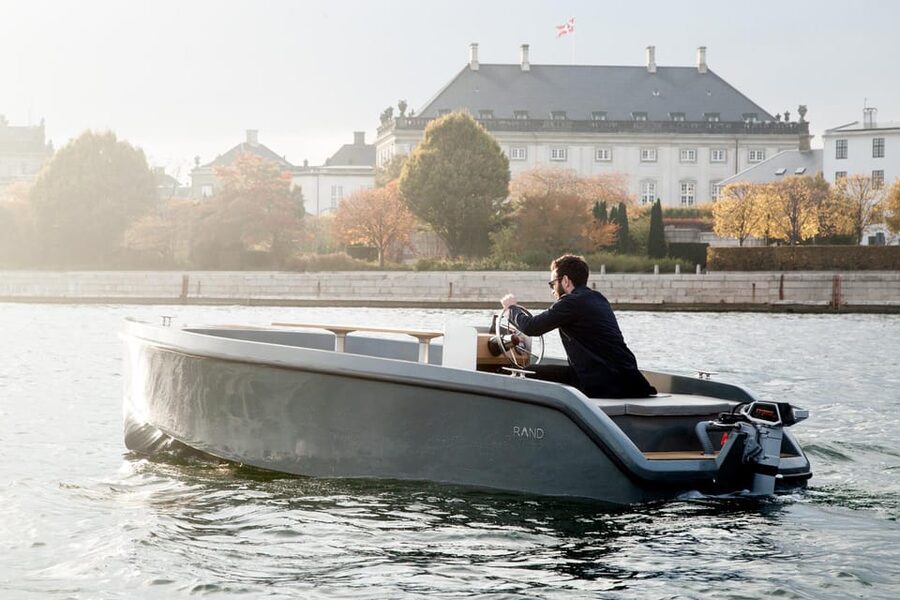 Copenhagen: Private Boat Tour with Captain (Lite) - Buying picnic food and drinks before departure