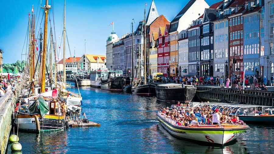 Copenhagen: Private Walking Tour - Why this two-hour route works for a first look