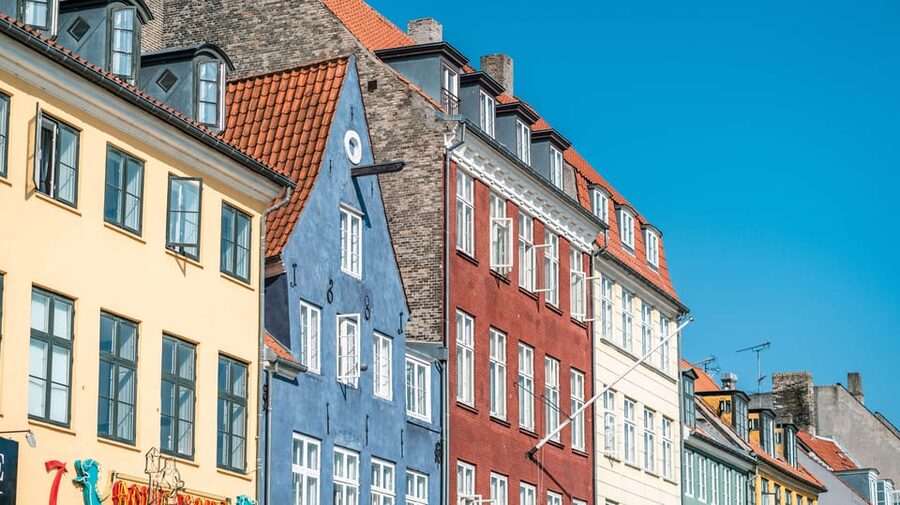 Copenhagen: Private Walking Tour - Charlottenborg and the move toward Nyhavn