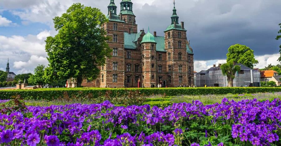 Copenhagen: Rosenborg Castle Tour with Skip-the-Line Ticket - Choosing the Amalienborg Palace option
