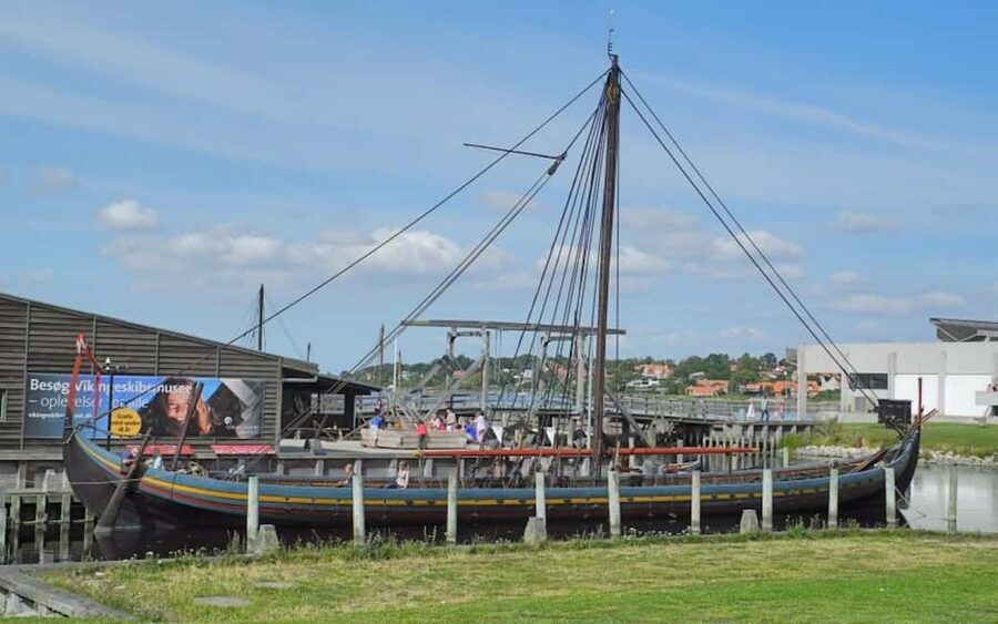 Copenhagen: Roskilde, the Viking City Tour in English - Roskilde Cathedral and Denmark’s royal tombs