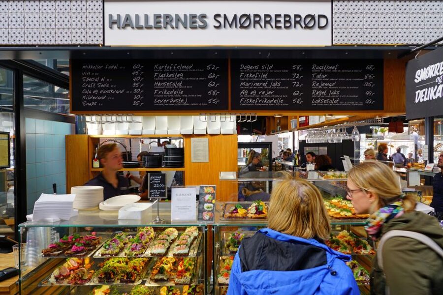 Copenhagen: Scandinavian Delights Food & Drink Private Tour - What this three-hour food walk really offers