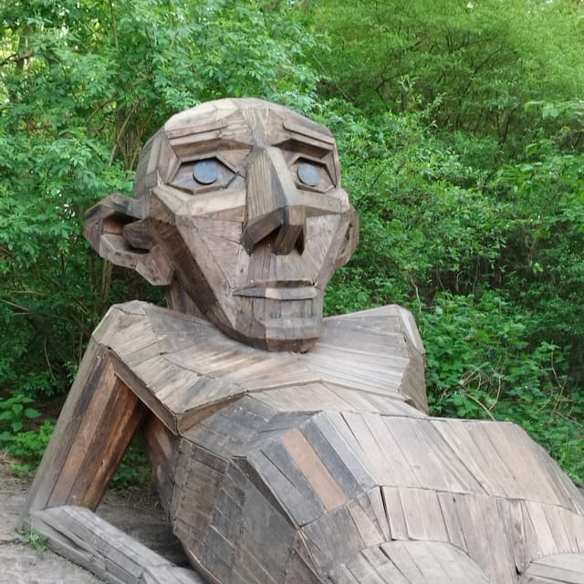 Copenhagen: Six Forgotten Giant Sculptures Tour by Bus - Oscar Under The Bridge is the longest stop