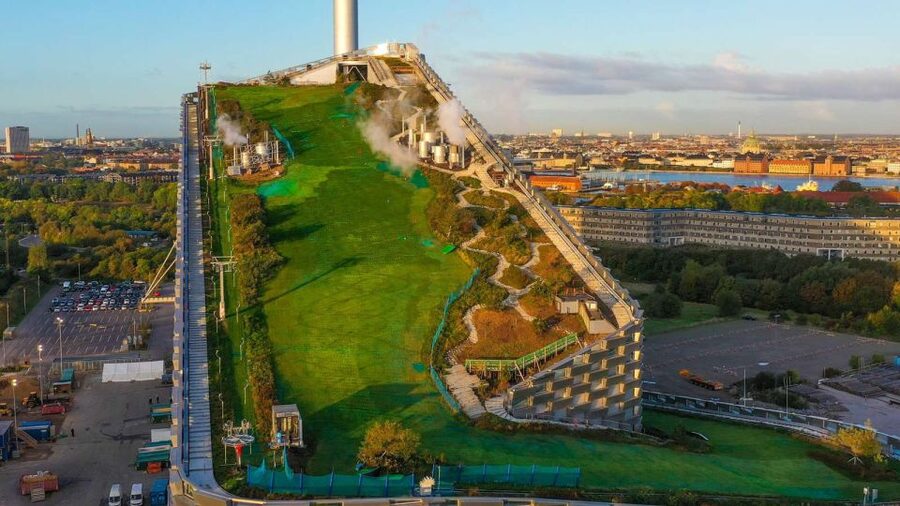 CopenHill Ski Pass Including Rental Gear - Skiing on Copenhagen’s clean-energy roof
