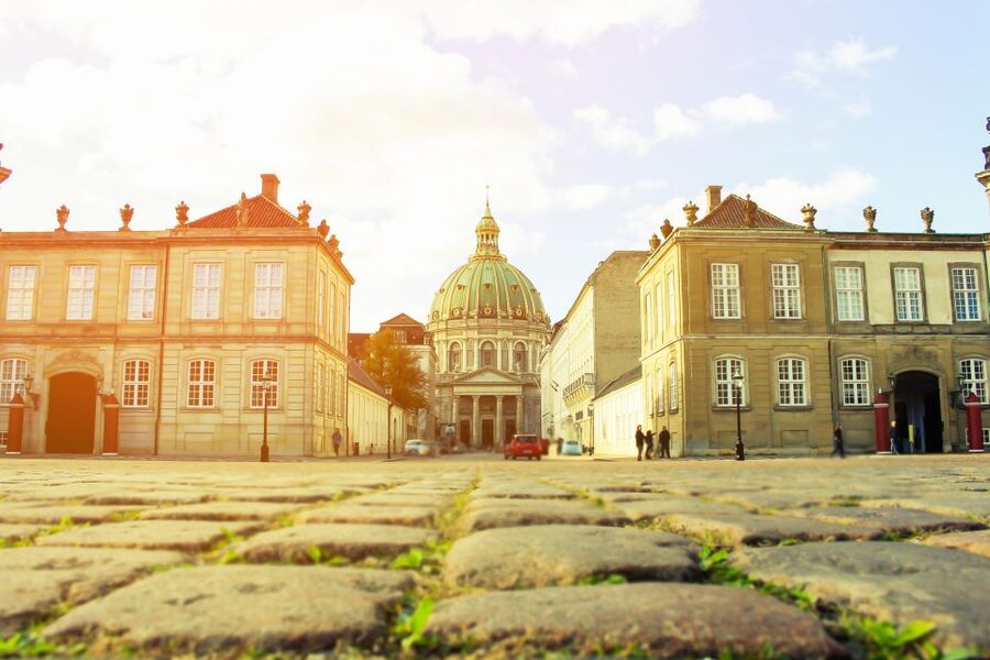 From Copenhagen: 4-hour Private Hamlet Castle Tour - Taking the Train From Copenhagen to Helsingør