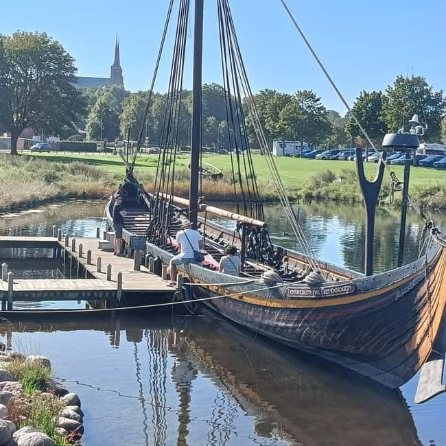 Full-Day Tour; Castle, Palace, Cathedral and Viking Ships - What the $259 price really covers