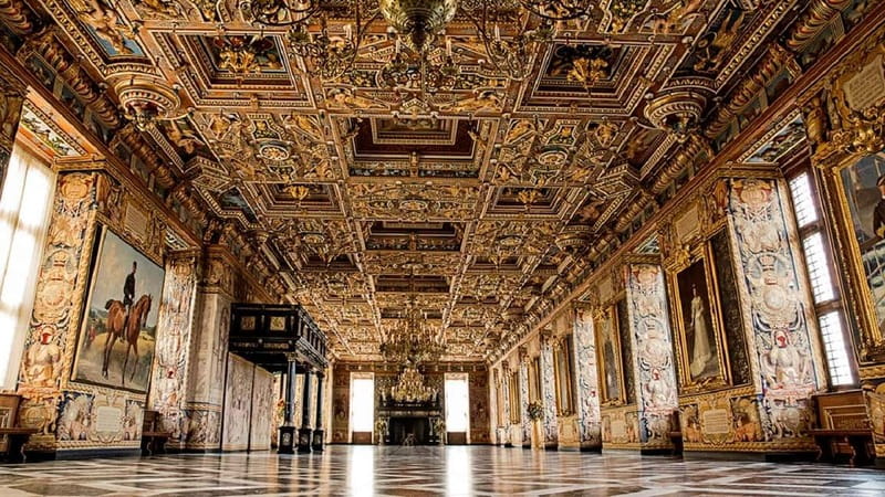 Full-Day Tour; Castle, Palace, Cathedral and Viking Ships - From Copenhagen to Hamlet’s Kronborg Castle