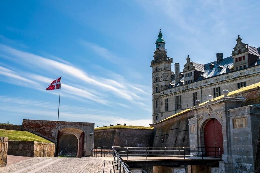 Kronborg Castle Entry Ticket - Ramparts, tower views, and the Øresund