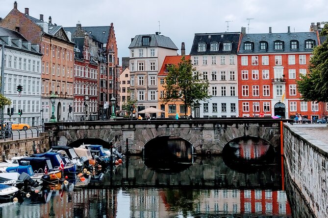 Private Walking Grand Tour of Copenhagen - Lur Blowers and the Royal Danish Theatre