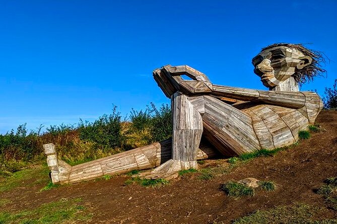 The Six Forgotten Giants Trolls Hunt with Minibus - Sleeping Louis and the giant mouth in Rødovre