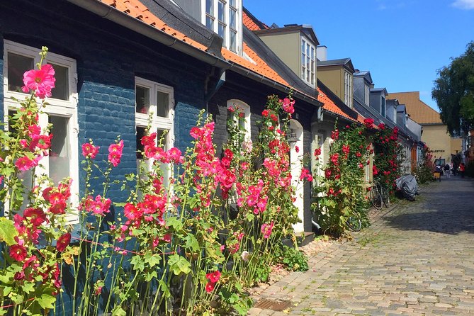 Time travel in Aarhus - Renaissance buildings and everyday Danish life