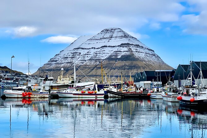 Understanding Klaksvík: A Self-guided city tour in KlaksvÍk - App or MP3: choosing the better format
