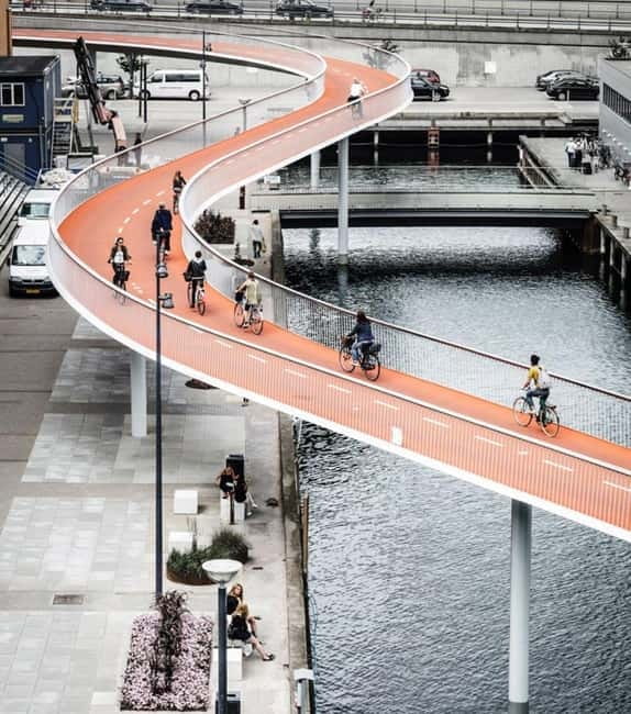 Urban Design and Livability E-bike Tour - Copenhagen’s cycling culture in daily use