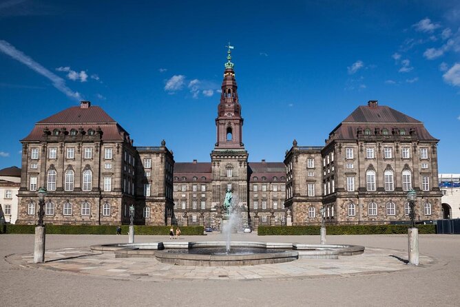 walking tour - Copenhagen and Christiansborg 3 hours - Key points at a glance